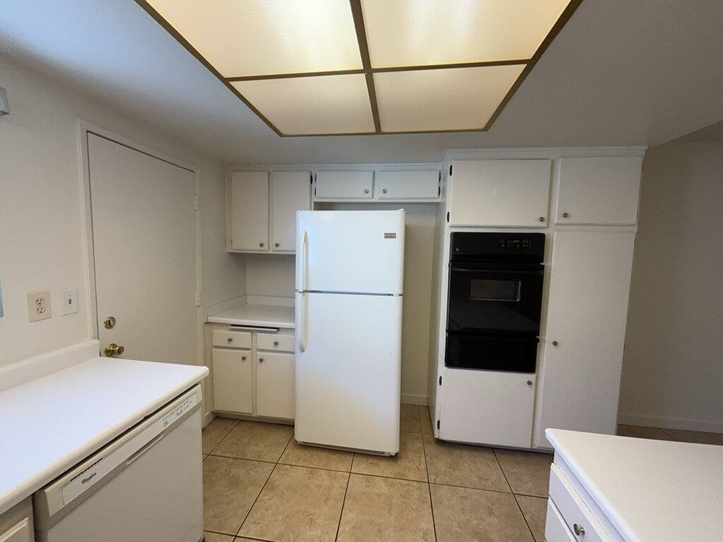 Apartment for rent at 2894 Karen Ave #1, Las Vegas, NV 89121