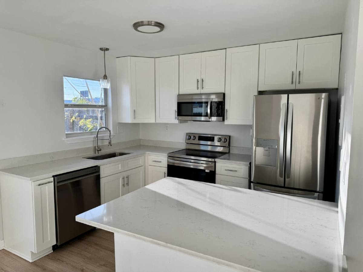 Townhouse for rent at 8003 Beach Dr, Panama City, FL 32408