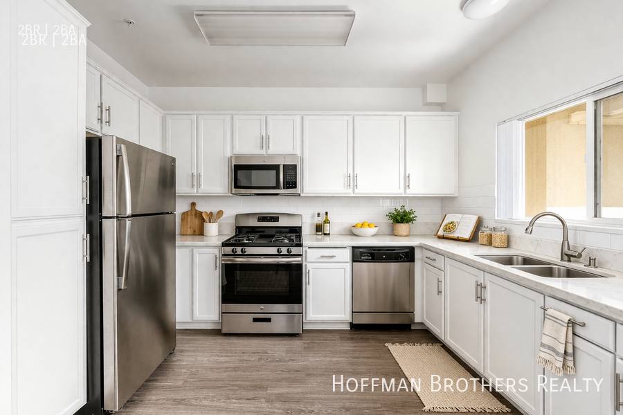 Apartment for rent at 251 Robinson St #107, Los Angeles, CA 90026