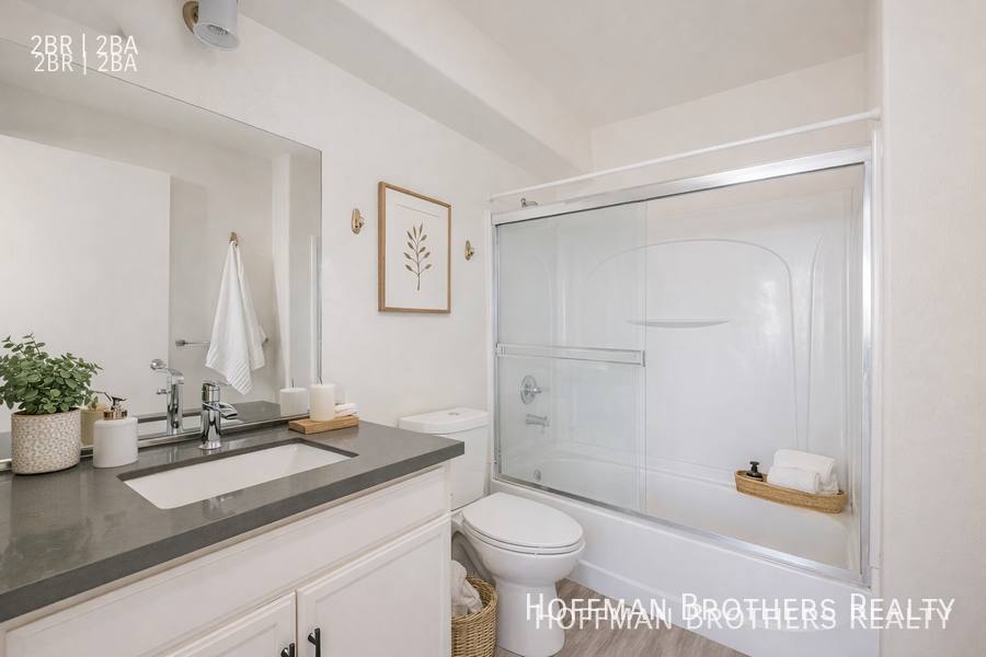 Apartment for rent at 251 Robinson St #107, Los Angeles, CA 90026