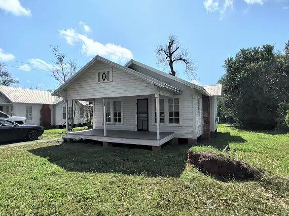 House for rent at 4469 Marion St, Marianna, FL 32448