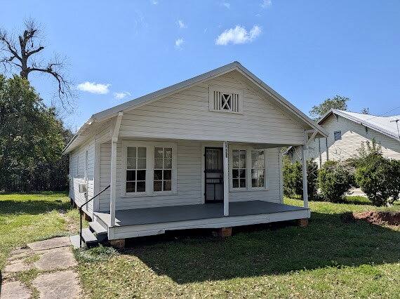 House for rent at 4469 Marion St, Marianna, FL 32448