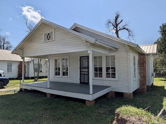 House for rent at 4469 Marion St, Marianna, FL 32448