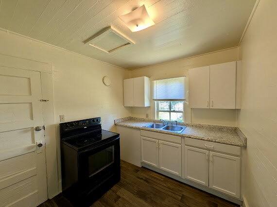 House for rent at 4469 Marion St, Marianna, FL 32448