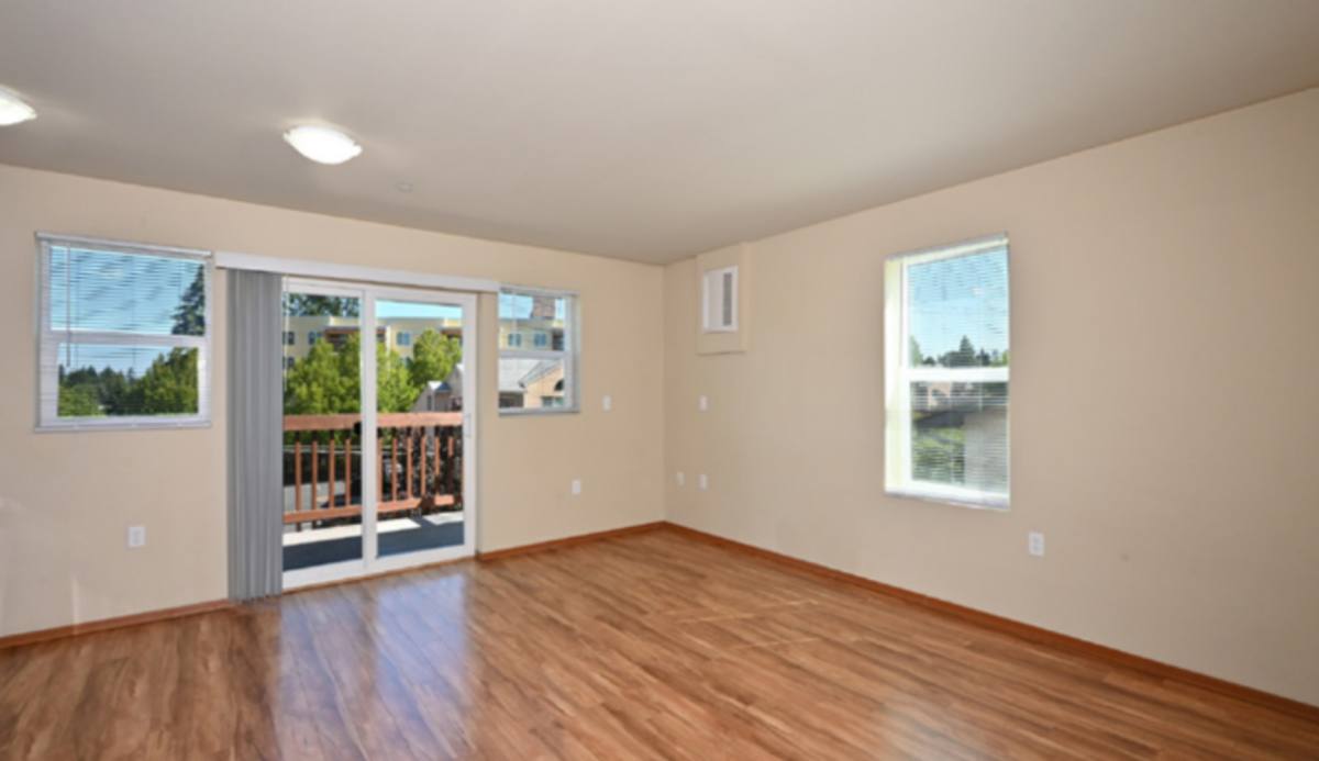 Apartment for rent at 12210 Ambaum Blvd SW, Seattle, WA 98146