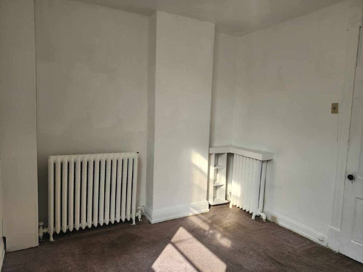 Apartment for rent at 113 E 3rd St, Duluth, MN 55805