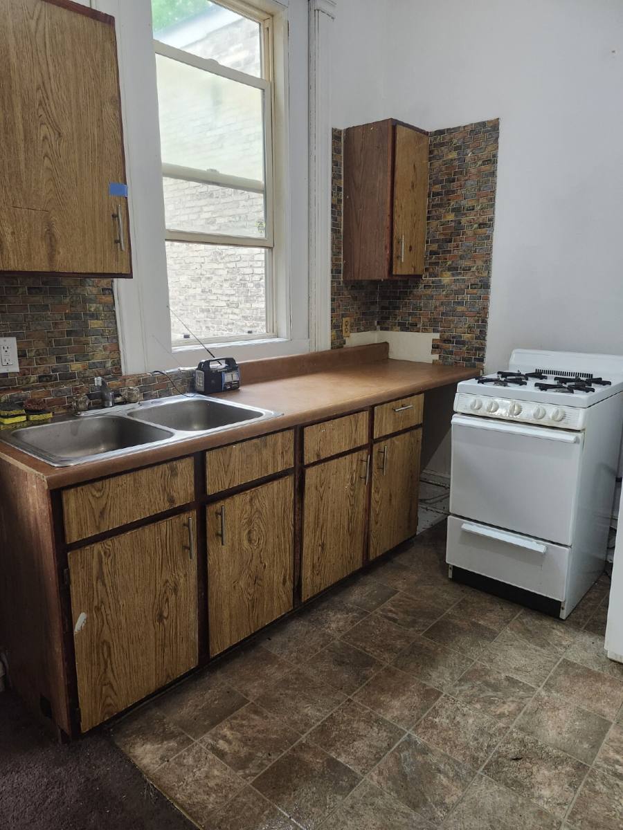 Apartment for rent at 113 E 3rd St, Duluth, MN 55805