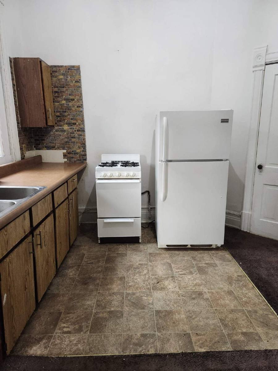 Apartment for rent at 113 E 3rd St, Duluth, MN 55805