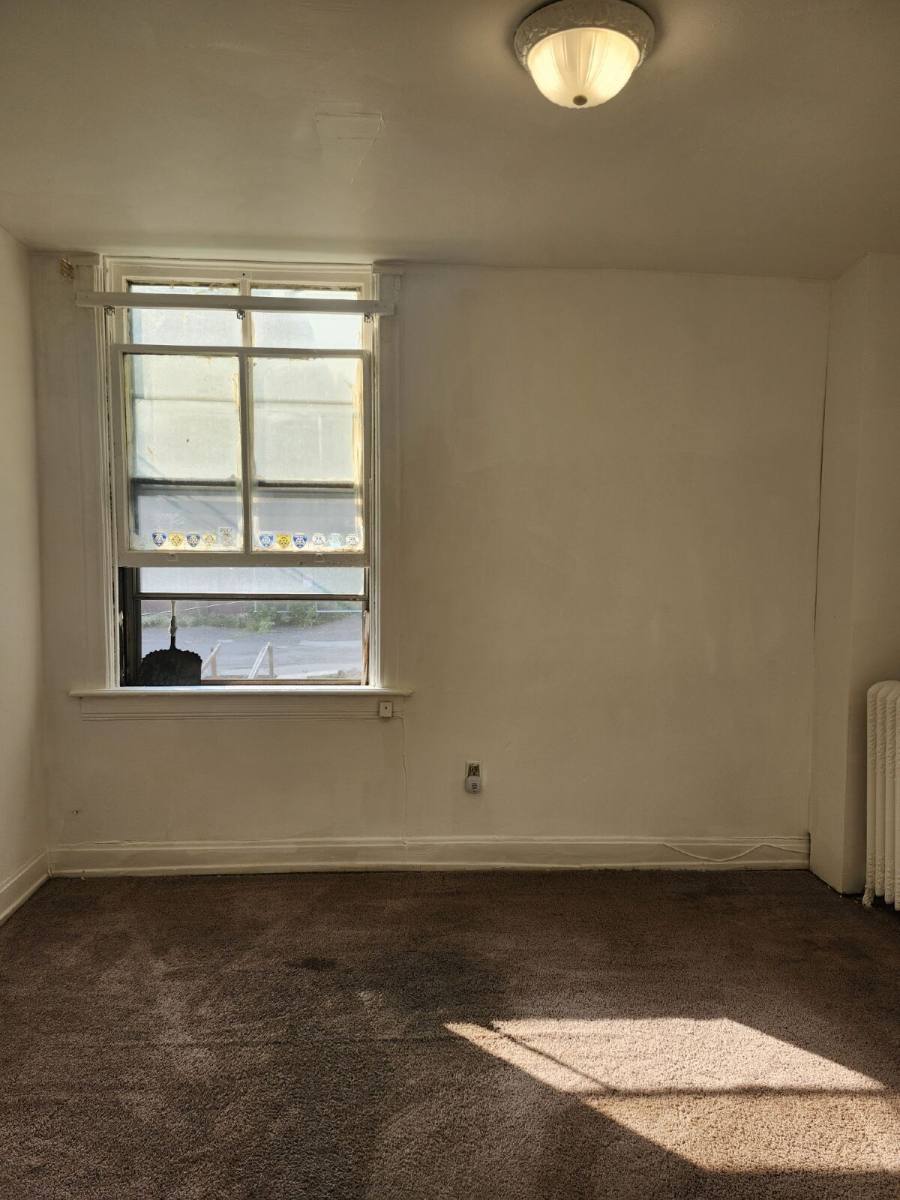 Apartment for rent at 113 E 3rd St, Duluth, MN 55805