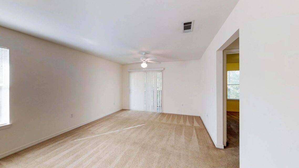 Apartment for rent at 895 Silverwood #6, Fort Walton Beach, FL 32547