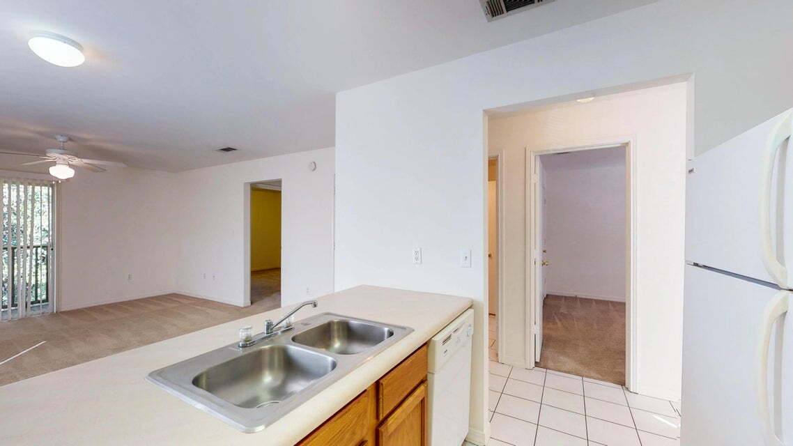Apartment for rent at 895 Silverwood #6, Fort Walton Beach, FL 32547
