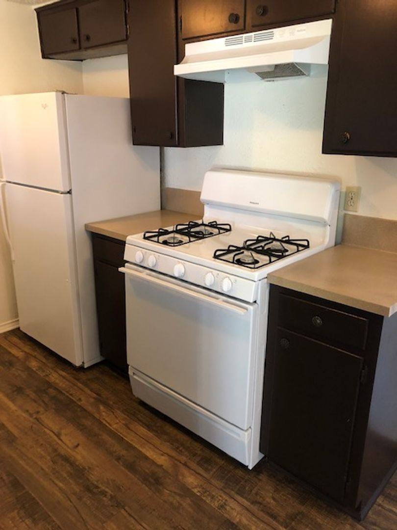 Apartment for rent at 2111 W Hickory, Denton, TX 76201