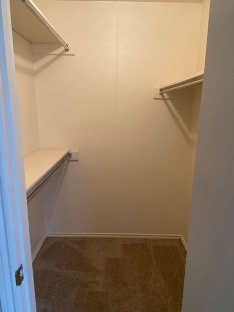 Apartment for rent at 2111 W Hickory, Denton, TX 76201