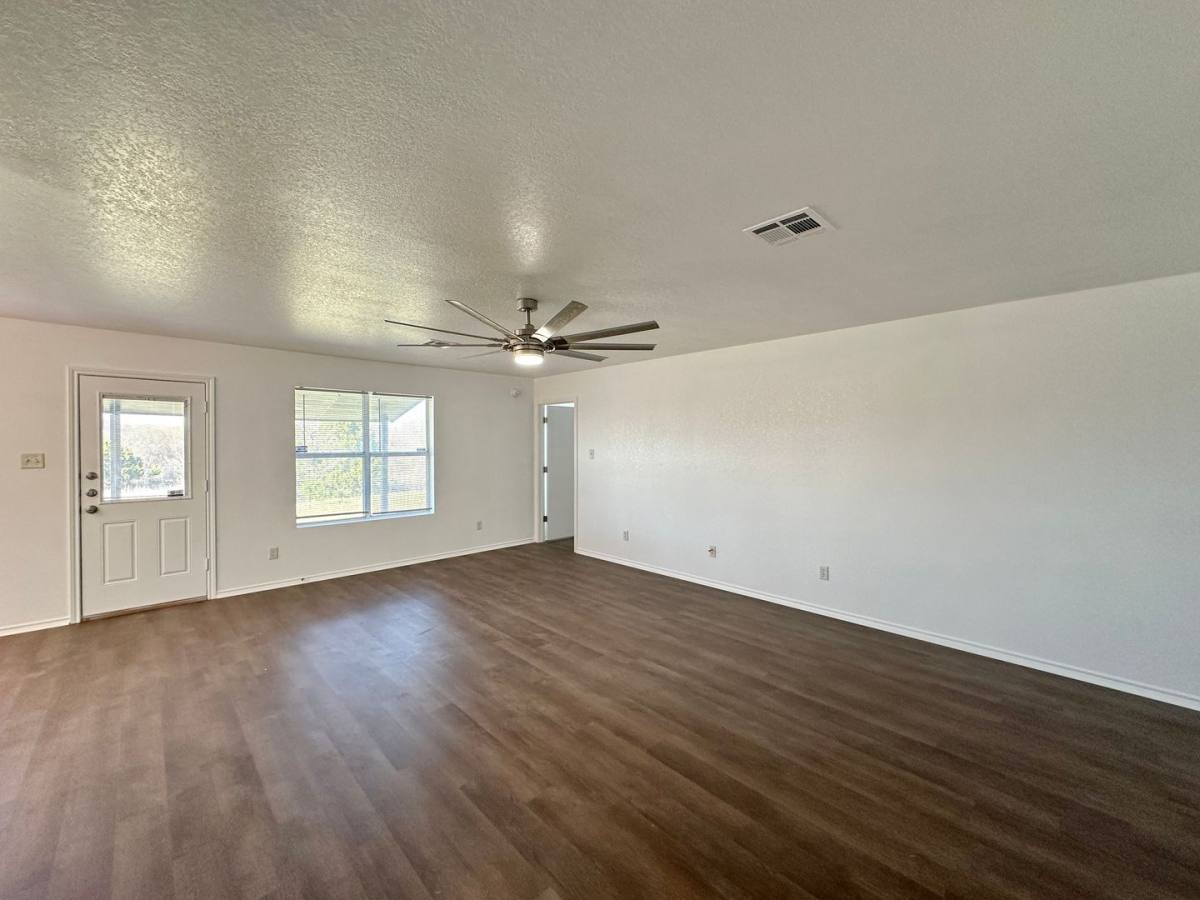 House for rent at 3102 Viewcrest Dr, Killeen, TX 76549
