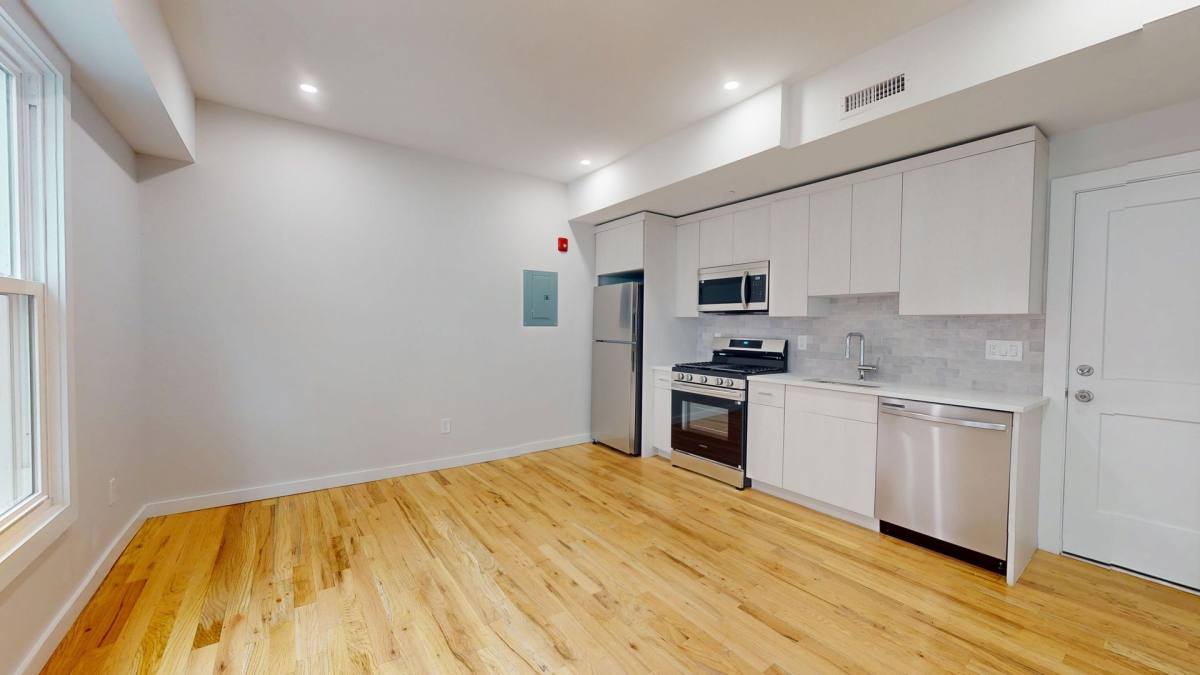 Apartment for rent at 269 Humphrey St, New Haven, CT 06511