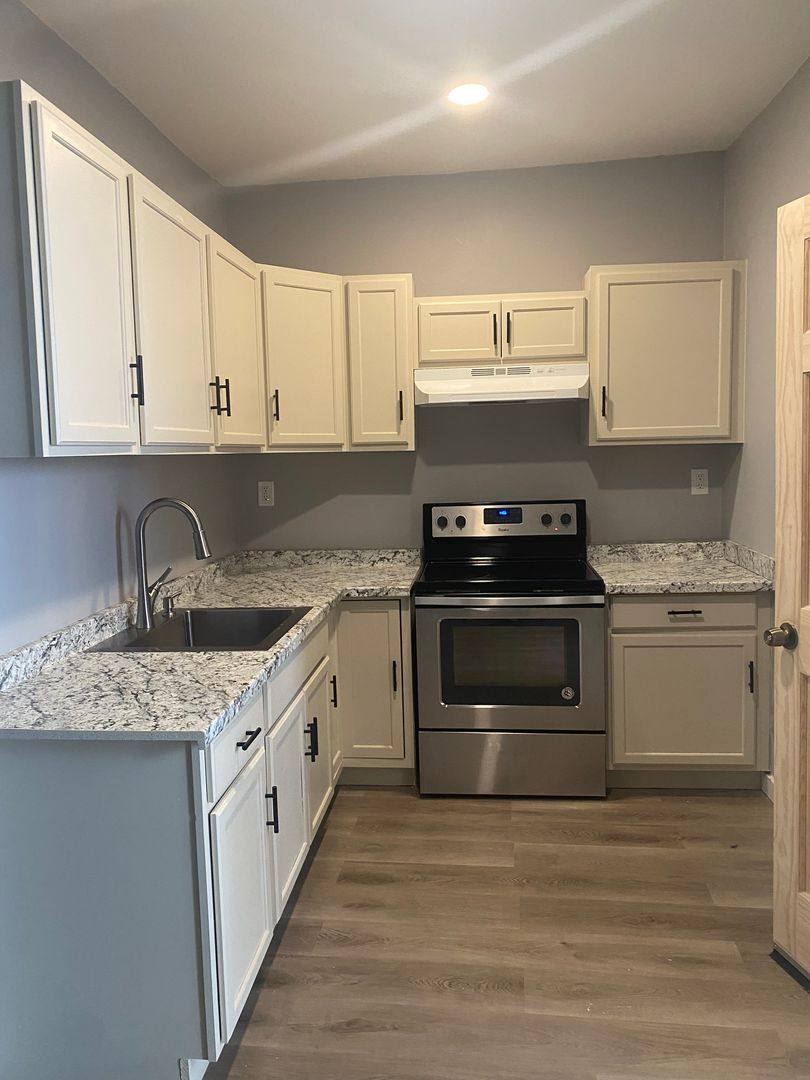 Apartment for rent at 1380 Main St, Pittston, PA 18641