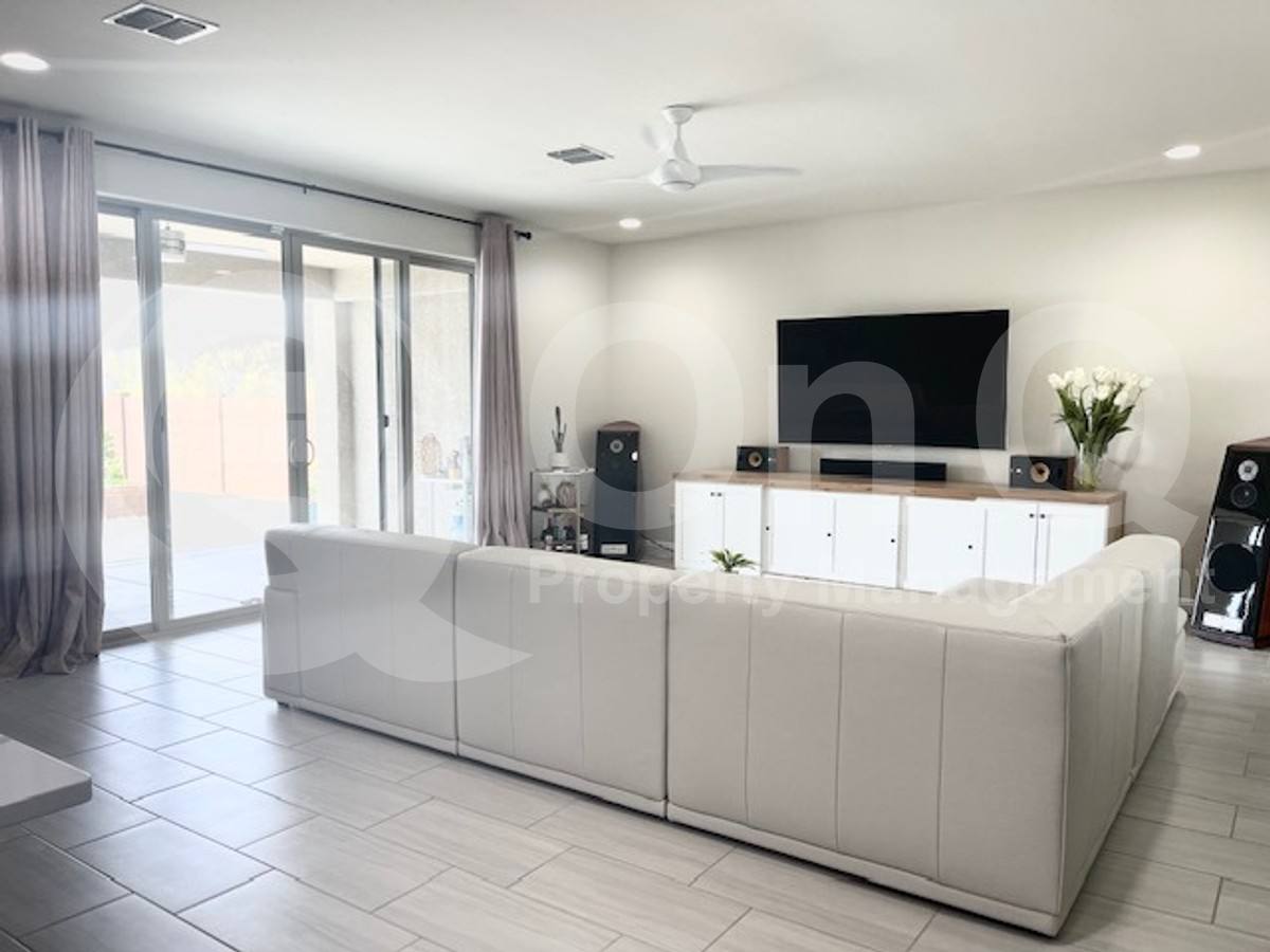 House for rent at 5083 W Calle Vista Del Sur, Tucson, AZ 85742