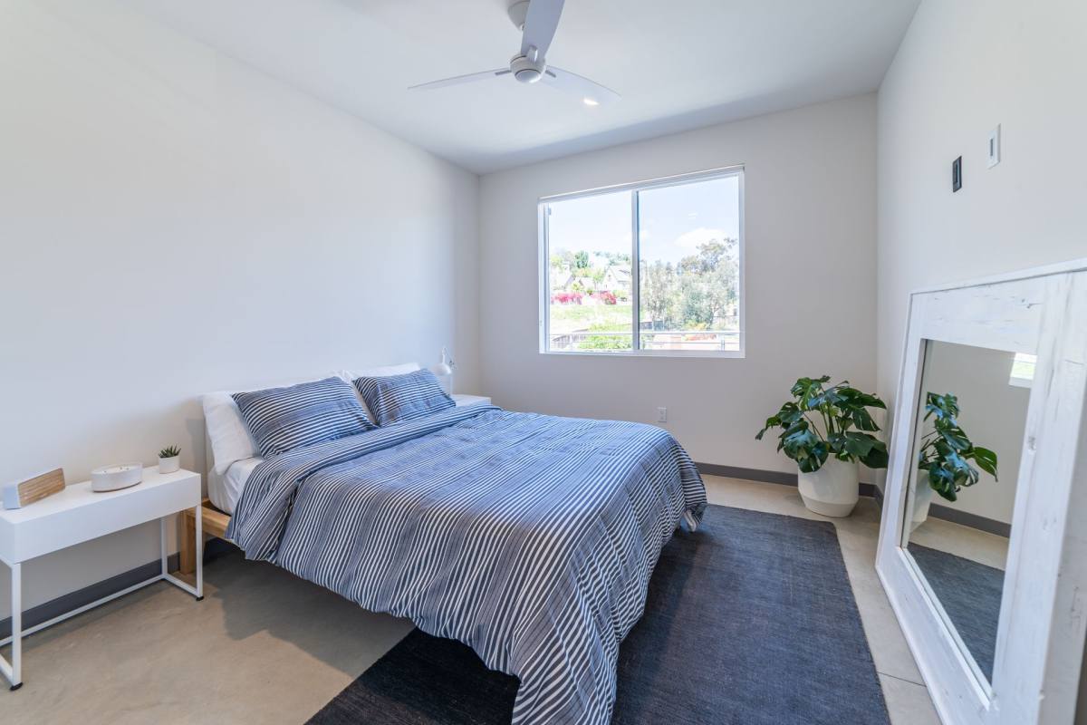 Apartment for rent at 516 S Santa Fe Ave, Vista, CA 92084