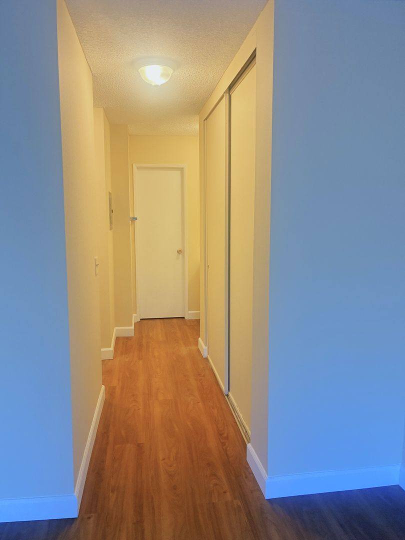 Apartment for rent at 518 E Cypress St, Glendale, CA 91205
