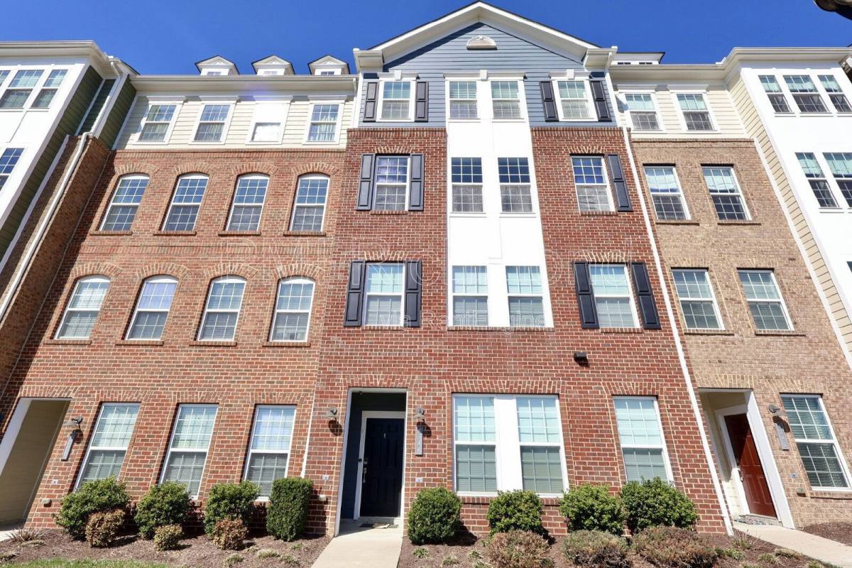 Apartment for rent at 4340 Bon Secours Parkway #B, Henrico, VA 23233