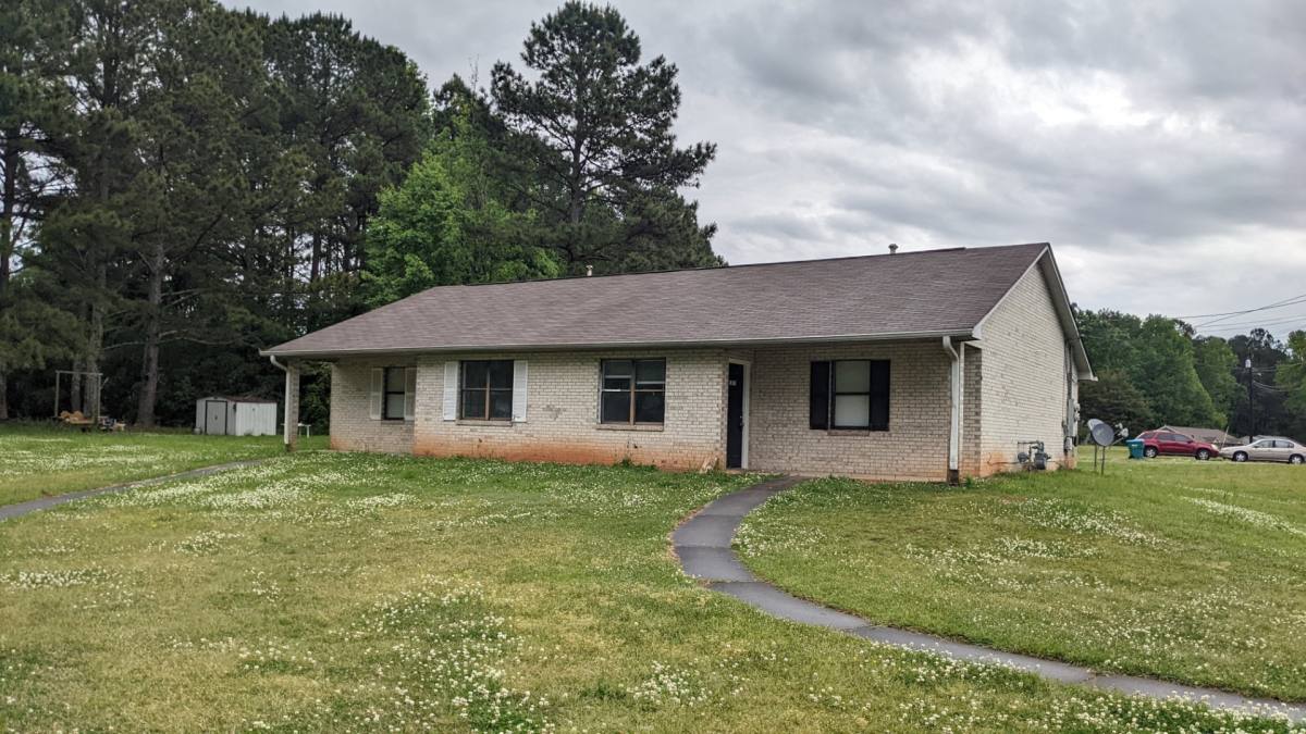 Apartment for rent at 102 Jay Lane #A, Hampton, GA 30228