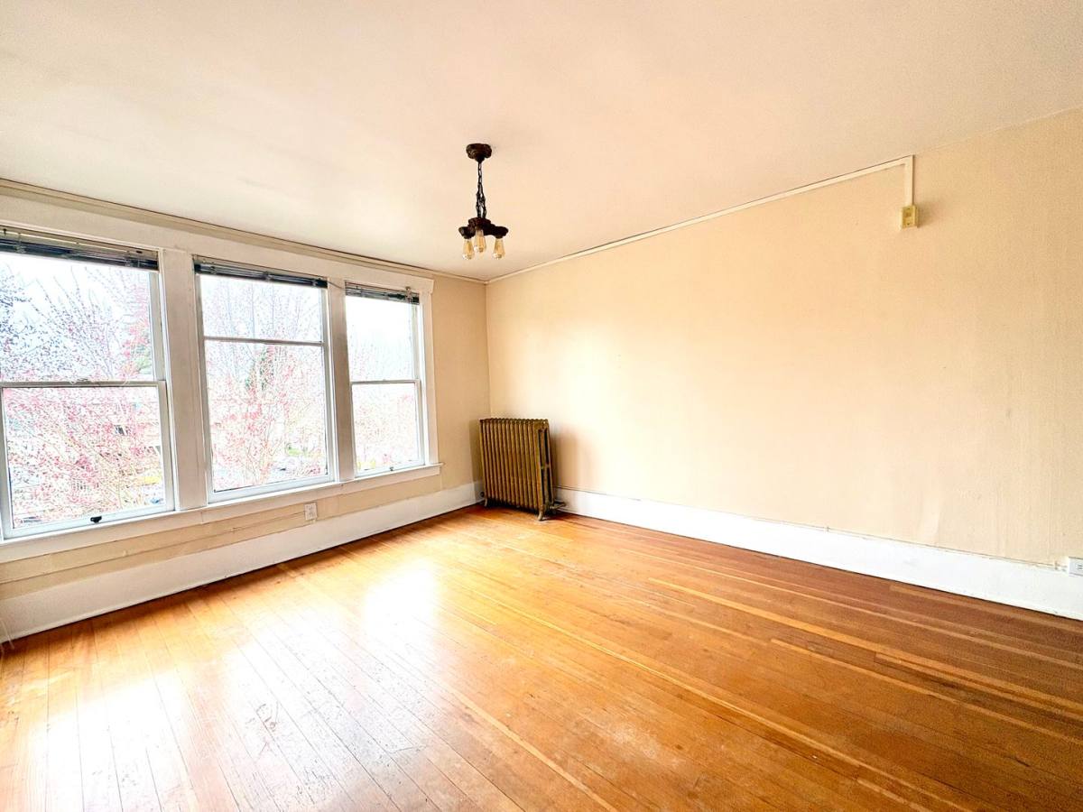 Apartment for rent at 322 N G St, Tacoma, WA 98403