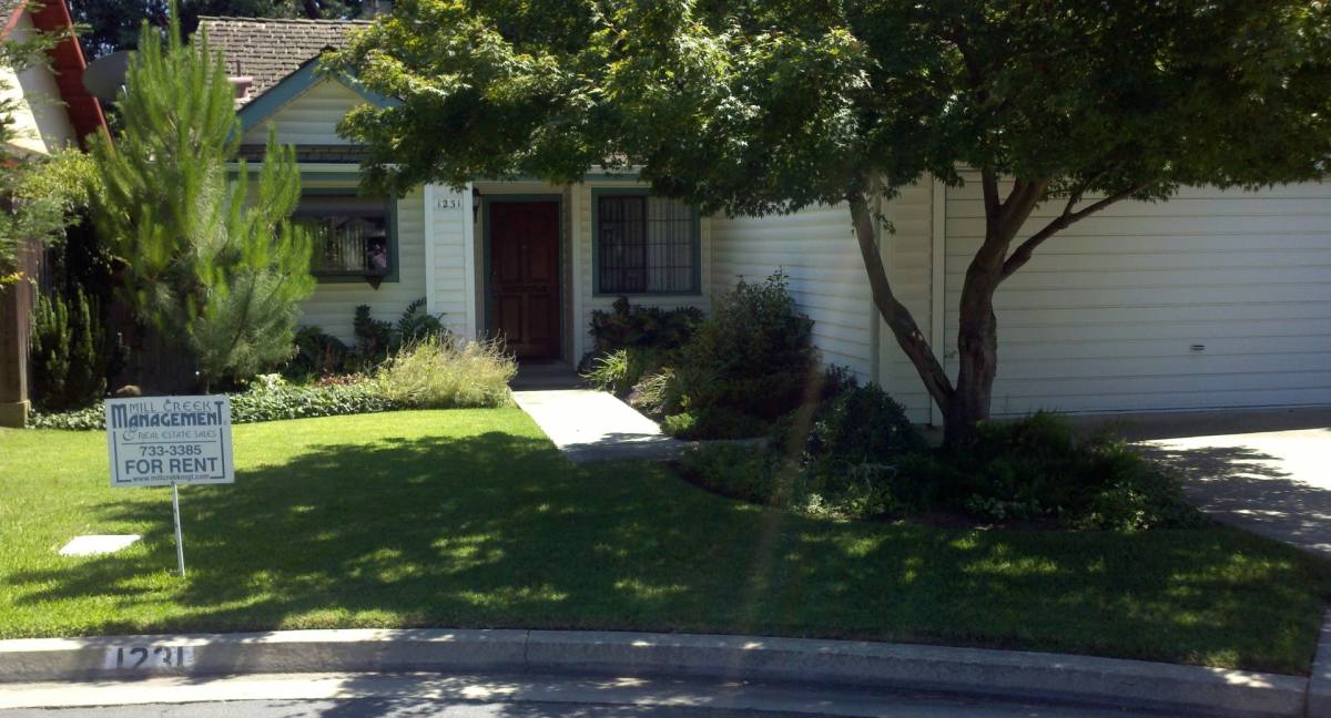 House for rent at 1231 W Whispering Pines Court, Visalia, CA 93277