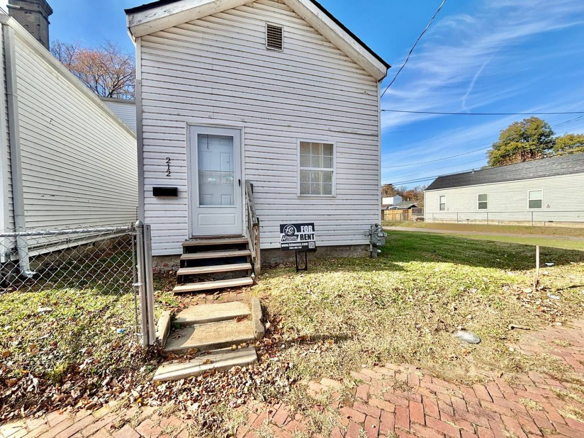 House for rent at 212 N 25th St, Louisville, KY 40212