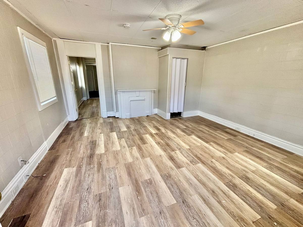 House for rent at 212 N 25th St, Louisville, KY 40212