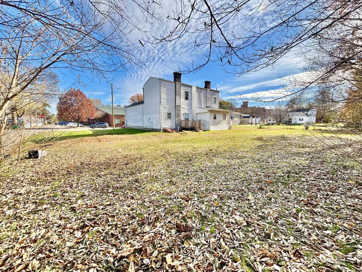 House for rent at 212 N 25th St, Louisville, KY 40212