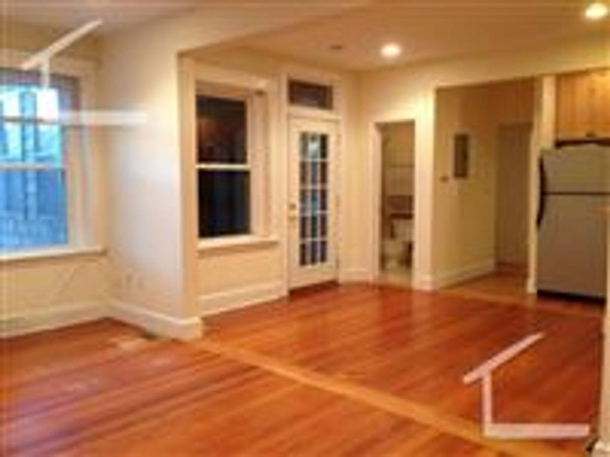 Apartment for rent at 158 Winthrop St #1, Brookline, MA 02445