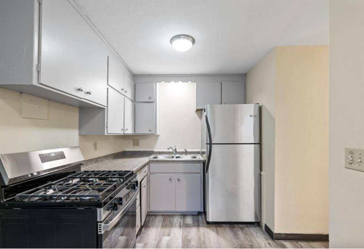 Apartment for rent at 2818 E 31st St, Minneapolis, MN 55406