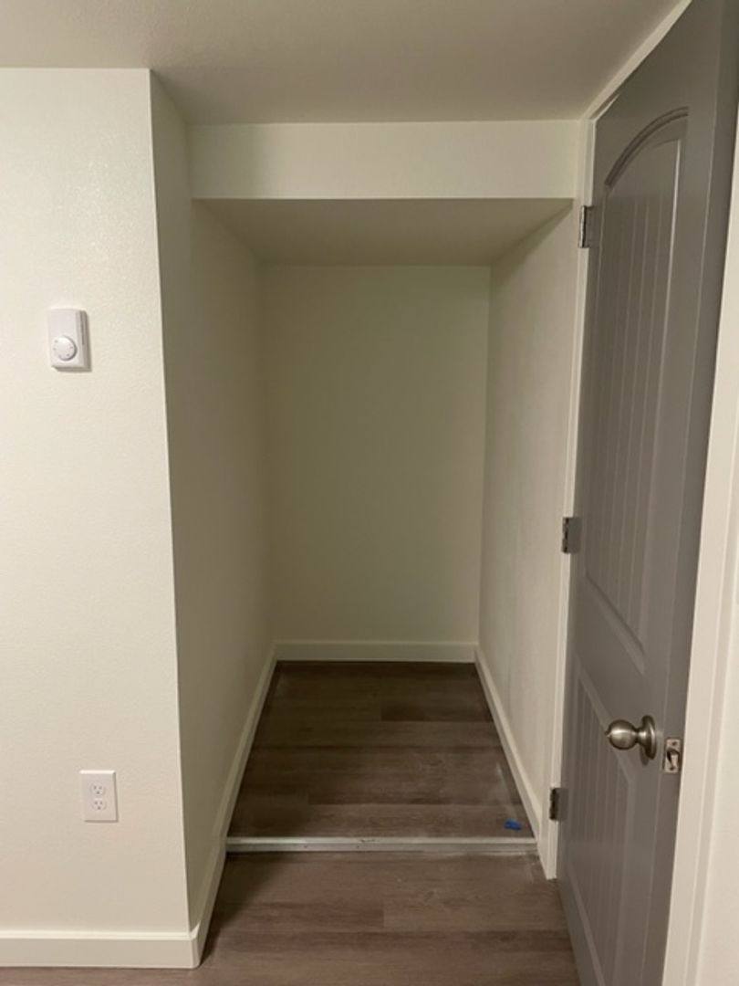 Apartment for rent at 1517 Franklin St, Bellingham, WA 98225