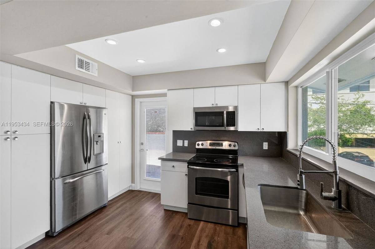 Apartment for rent at 539 Menendez Ave #2, Miami, FL 33146