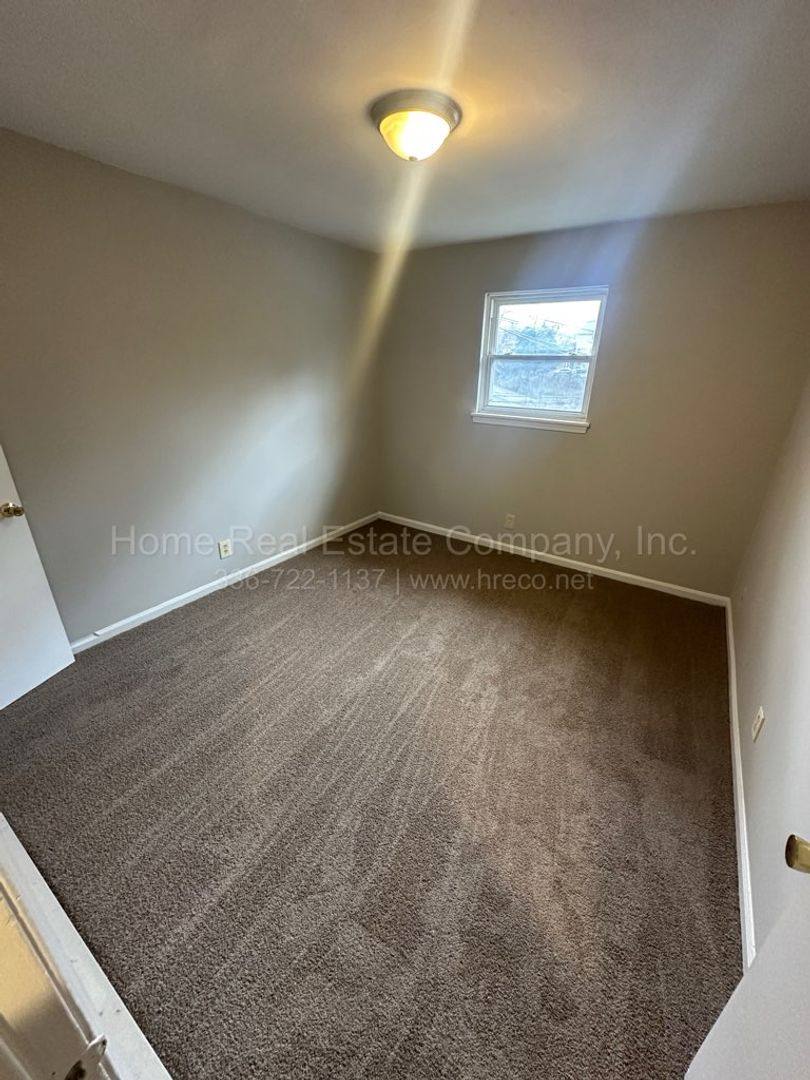 Apartment for rent at 151 Westdale Ave, Winston Salem, NC 27101