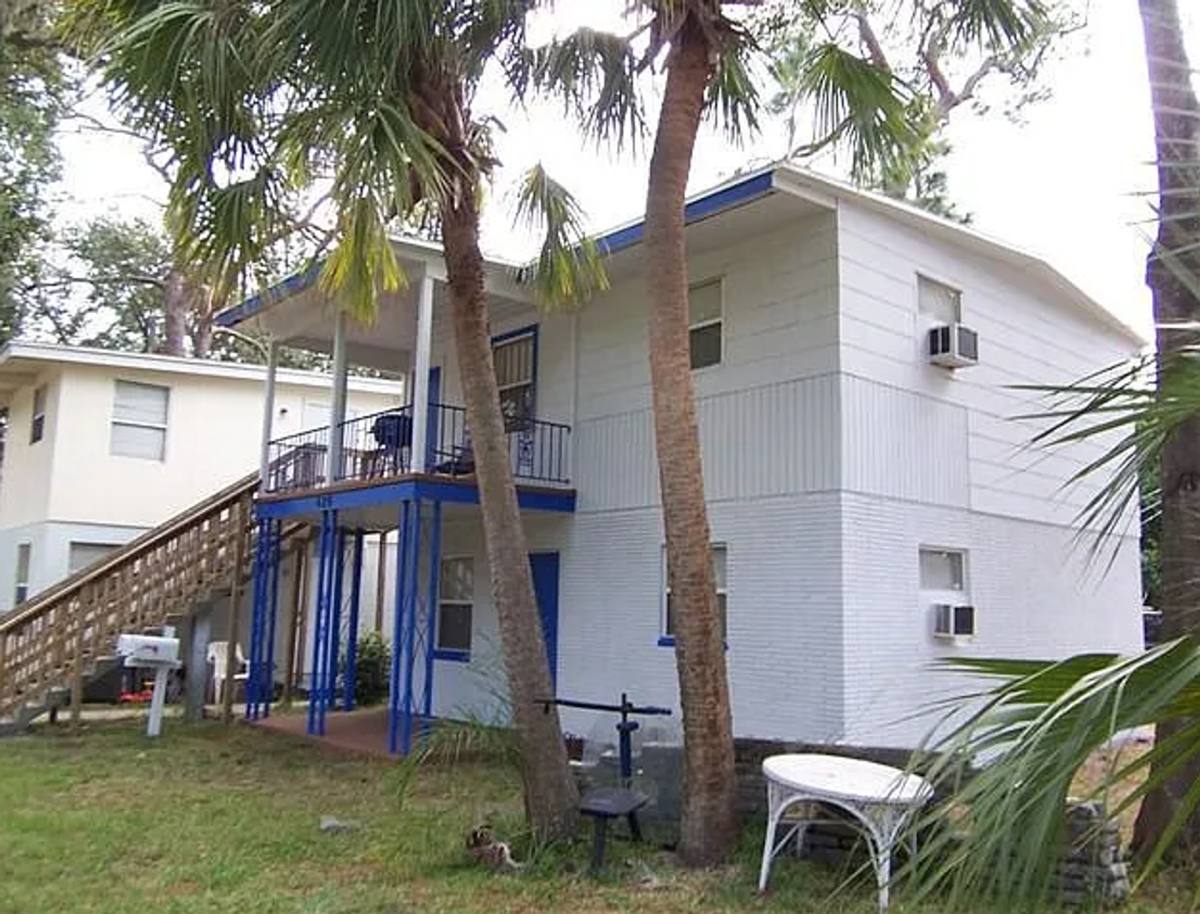 Apartment for rent at 626 23rd Ave S, Saint Petersburg, FL 33705