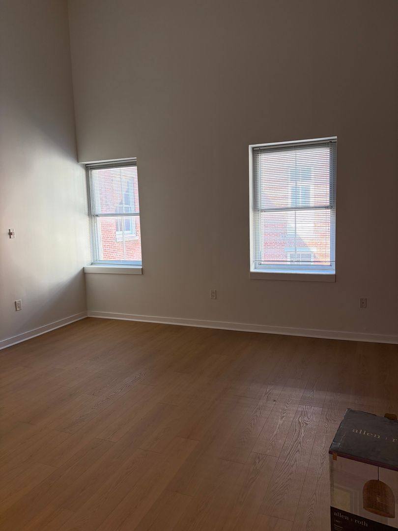 Apartment for rent at 24-30 S Bank St, Philadelphia, PA 19106