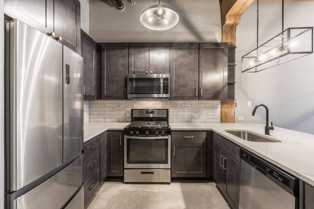Apartment for rent at 3110 N Sheffield Ave #2O1, Chicago, IL 60657