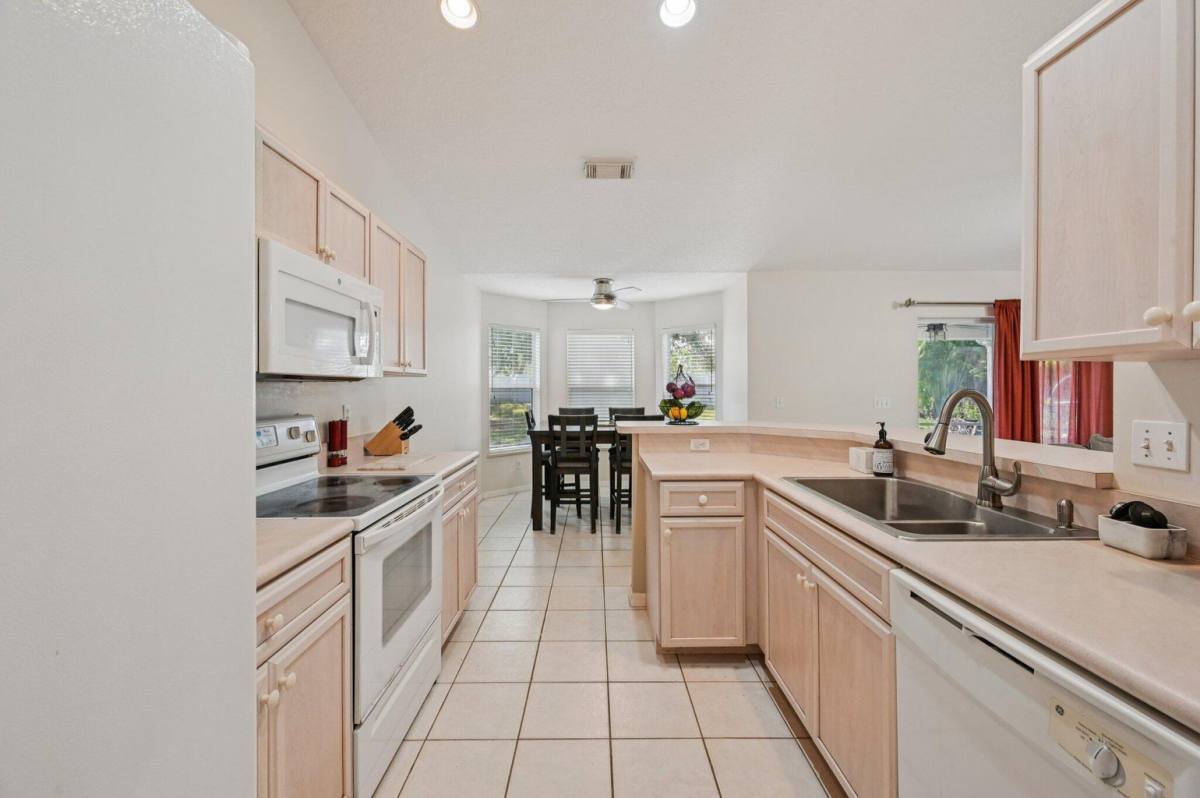 House for rent at 5920 NW Wolverine Rd, Port Saint Lucie, FL 34986