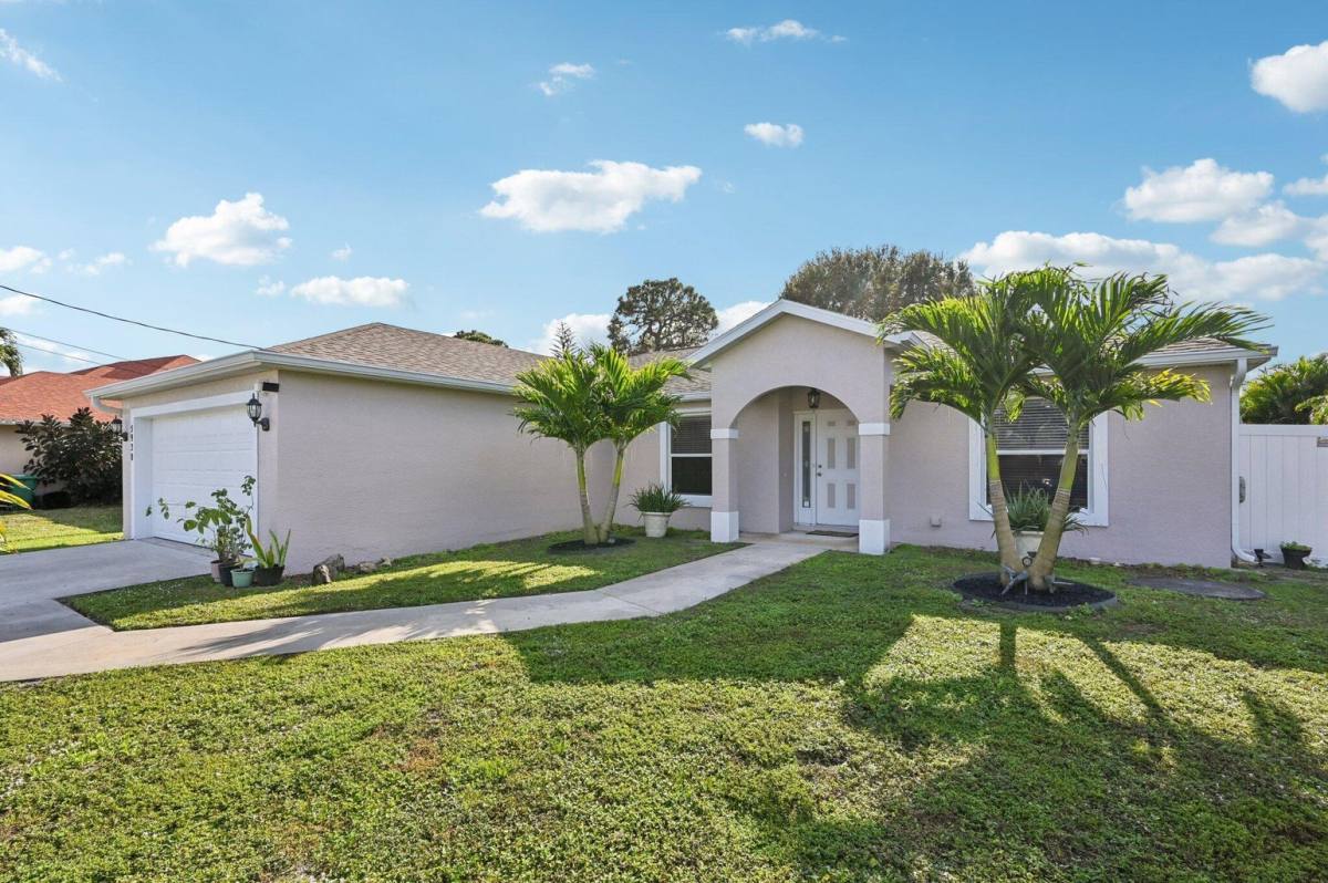 House for rent at 5920 NW Wolverine Rd, Port Saint Lucie, FL 34986