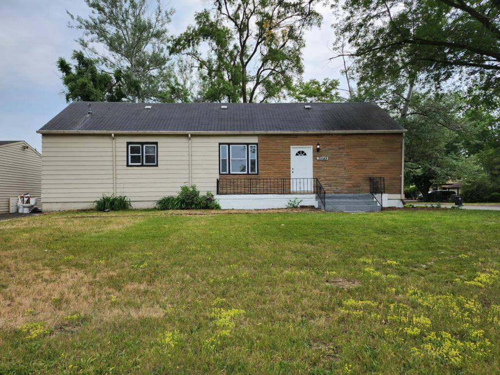House for rent at 35149 Pardo St, Westland, MI 48185