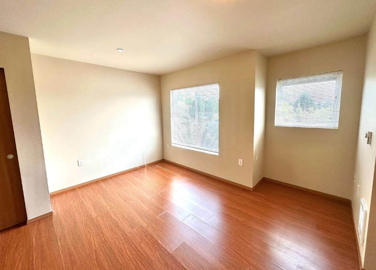 Apartment for rent at 11060 16th Ave SW, Seattle, WA 98146