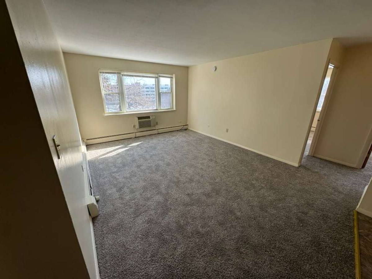 Apartment for rent at 21 Spring St, Windsor Locks, CT 06096