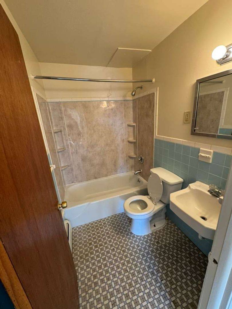 Apartment for rent at 21 Spring St, Windsor Locks, CT 06096