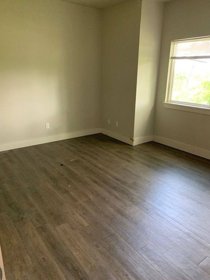 Townhouse for rent at 303 307 E Appleby Rd, Fayetteville, AR 72703