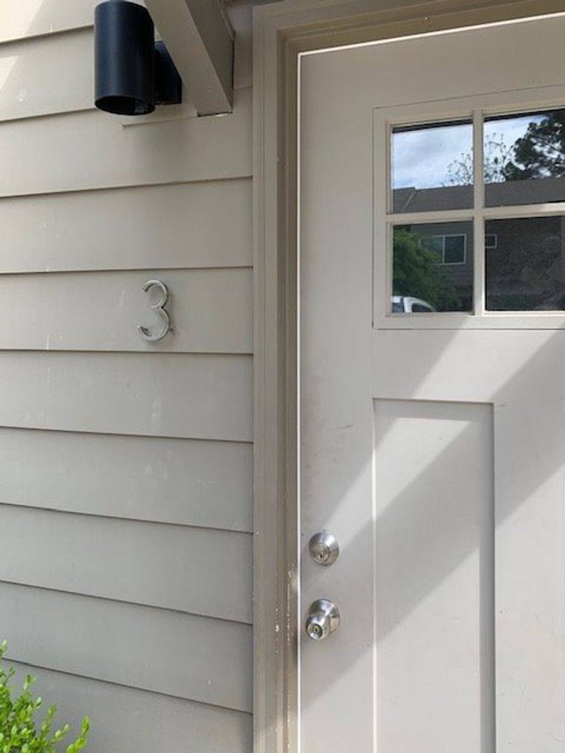 Townhouse for rent at 303 307 E Appleby Rd, Fayetteville, AR 72703