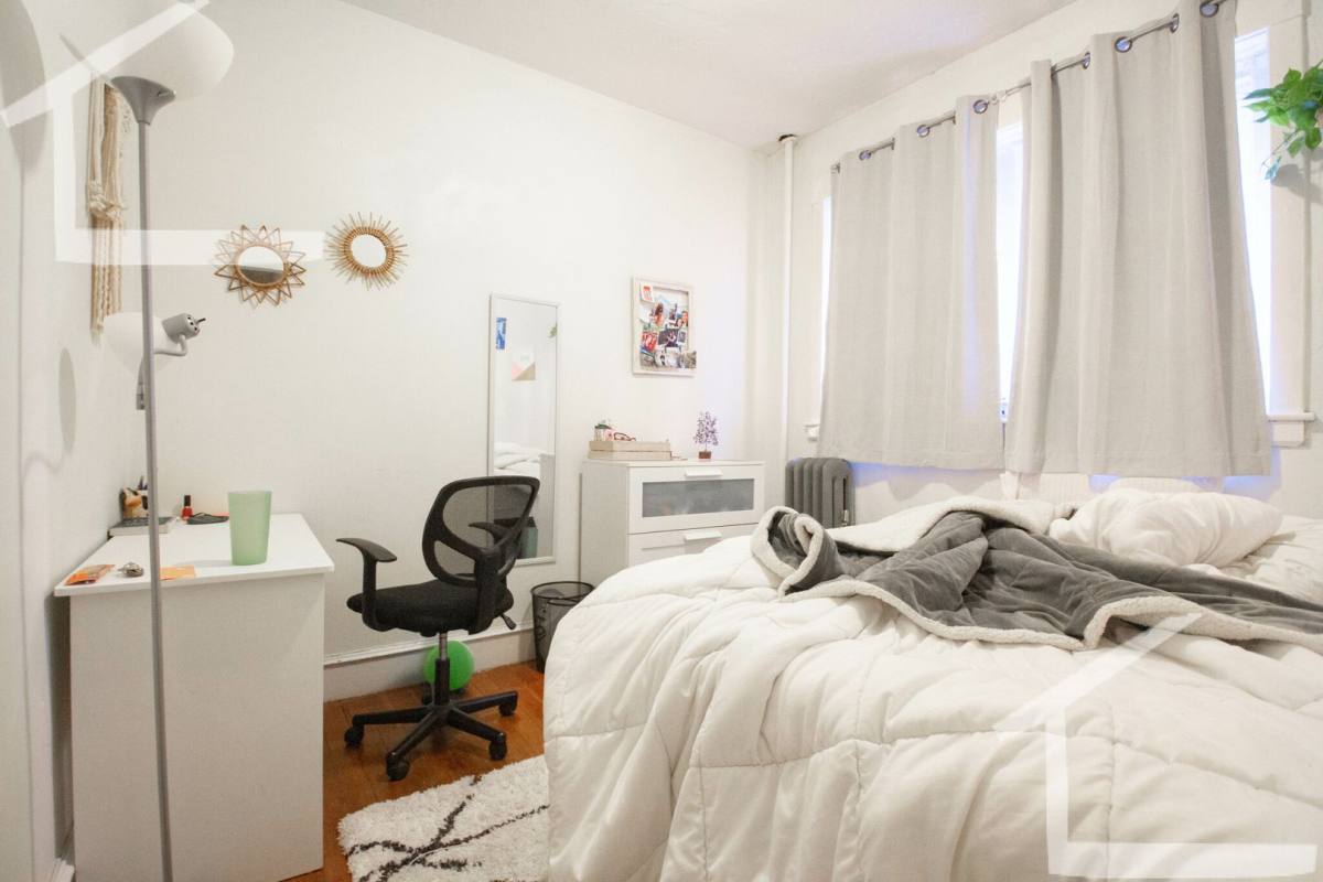 Apartment for rent at 313 Saint Paul St #5, Brookline, MA 02446