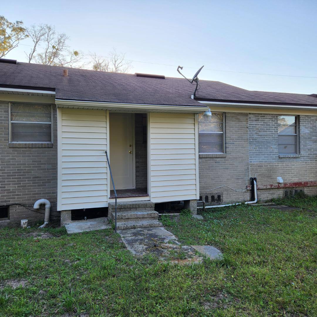 House for rent at 7927 Reid Ave, Jacksonville, FL 32208