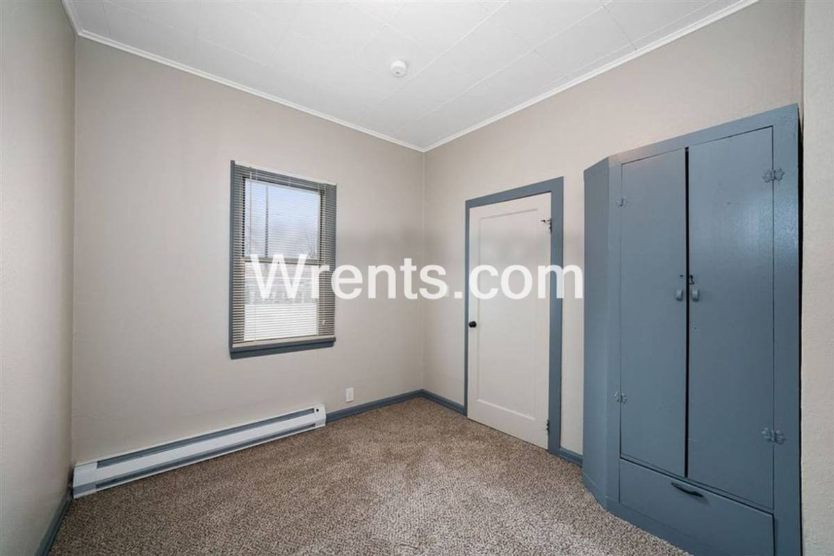 Apartment for rent at 1712 E Sanson, Spokane, WA 99207