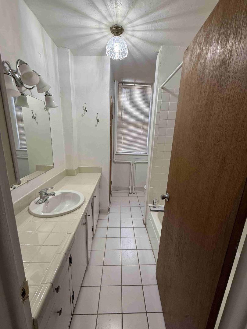 Apartment for rent at 1145 N Clarkson St #1, Denver, CO 80218